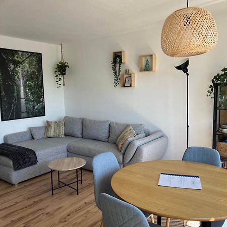 Up Wulkje21 Neu Renovierte Wohnung Mit Pkw Stellplatz Emden Exterior photo